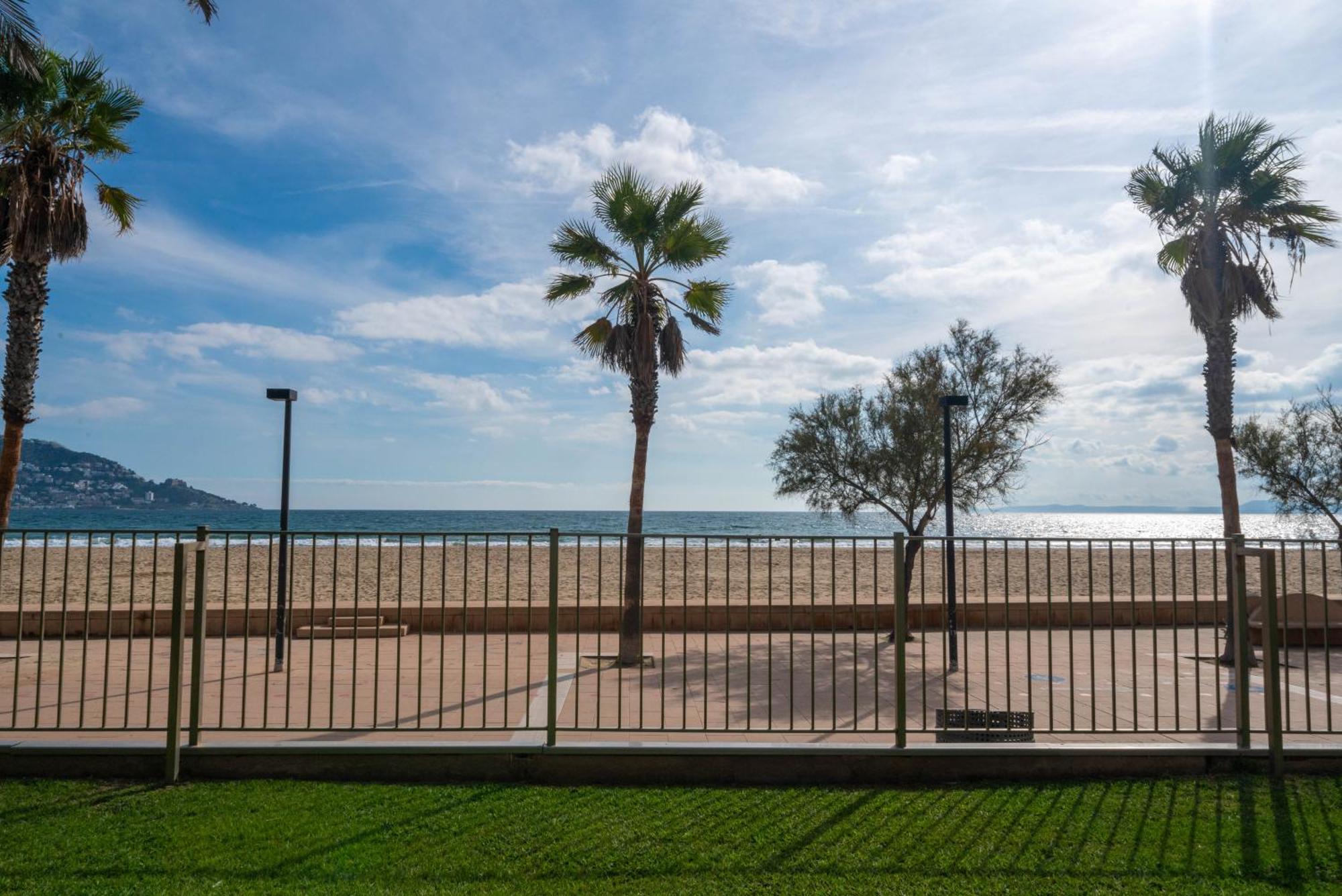 Welhomy Magnifique Appartement Santa Margarida Roses Estany Exteriör bild